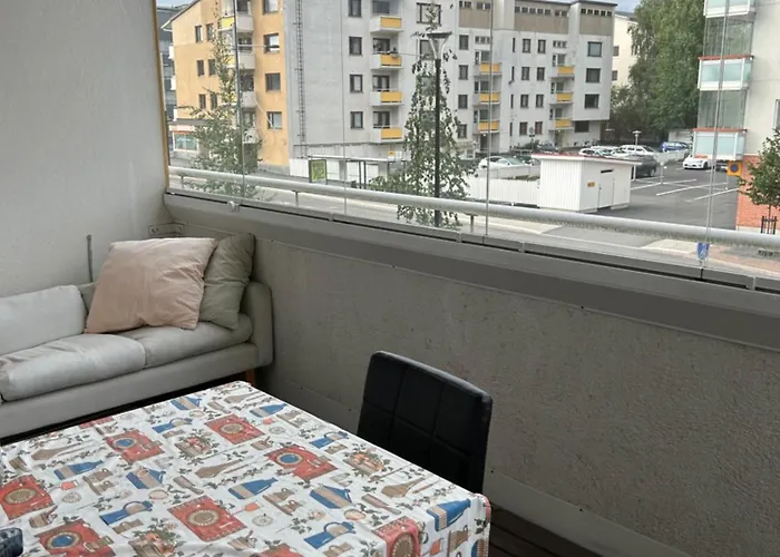 Charming In The Downtown *